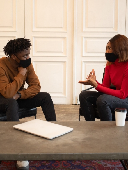 pexels-monstera-6998348